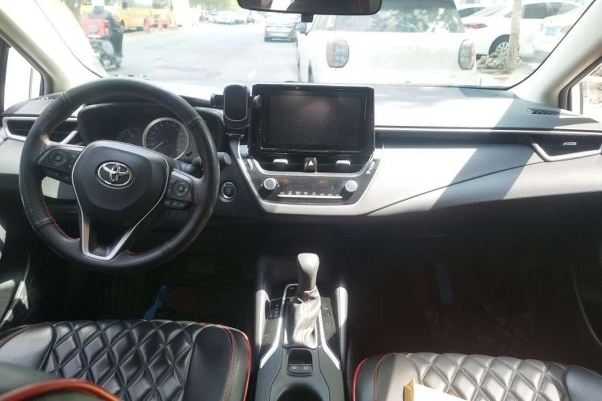 Used Toyota Corolla 2021 1.2T S-CVT Elite PLUS Edition Center Console