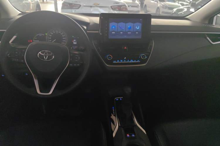 Used Toyota Corolla 2021 Dual-Engine 1.8L E-CVT Pioneer Edition Center Console