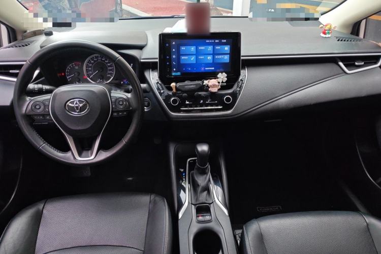 Used Toyota Corolla 2021 1.2T S-CVT Luxury Edition Center Console