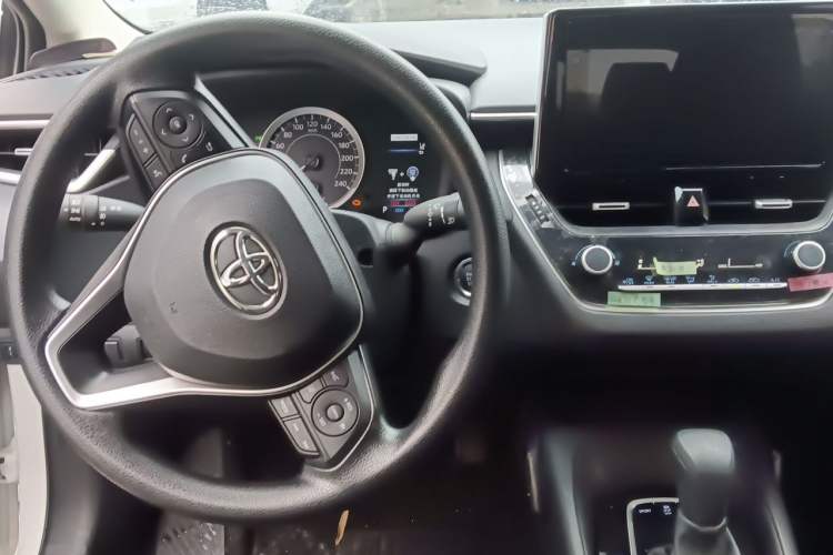 Used Toyota Corolla 2021 TNGA 1.5L CVT Elite Edition Center Console