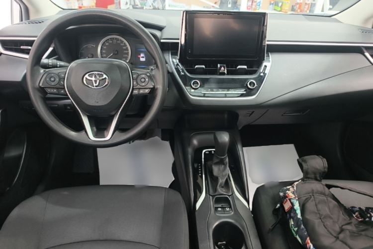 Used Toyota Corolla 2021 Dual-Motor 1.8L E-CVT Elite Edition Center Console