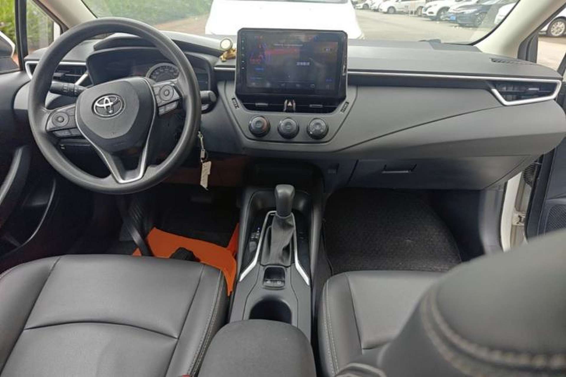 Used Toyota Corolla 2021 1.2T S-CVT Pioneer Edition Center Console