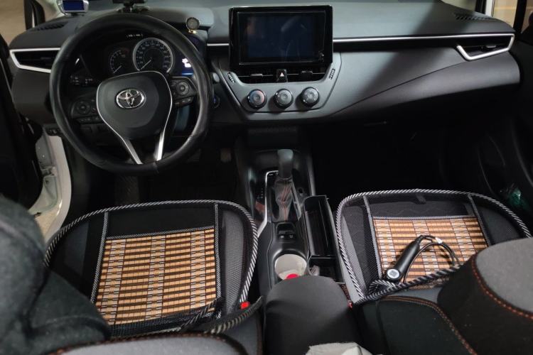 Used Toyota Corolla 2021 1.2T S-CVT Pioneer PLUS Edition Center Console