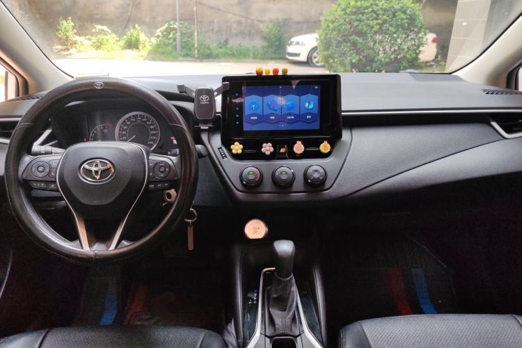 Used Toyota Corolla 2021 TNGA 1.5L CVT Pioneer Edition Center Console
