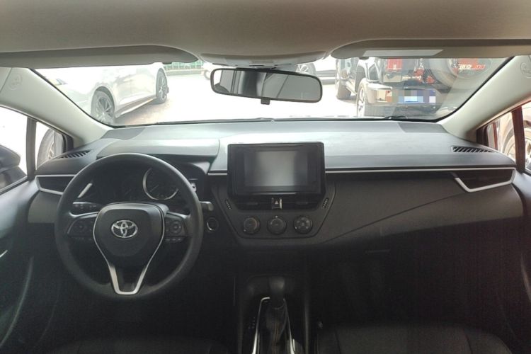 Used Toyota Corolla 2021 1.2T S-CVT Pioneer PLUS Edition Center Console