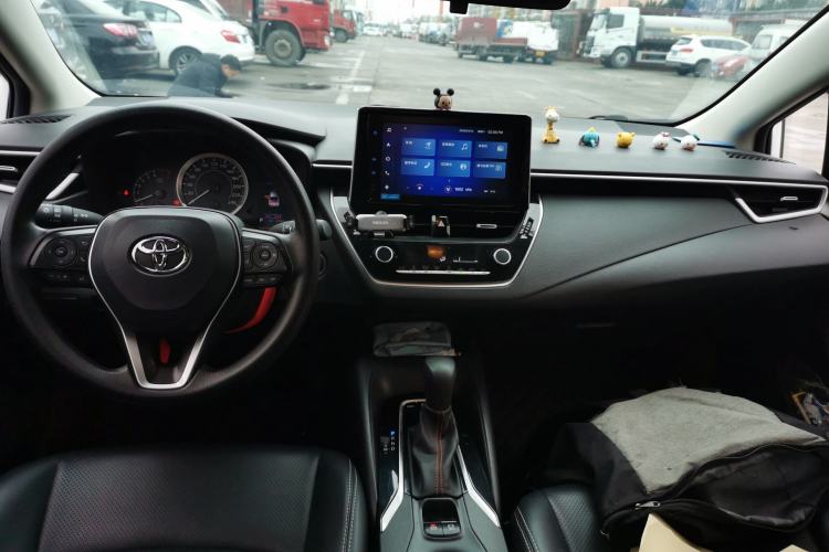Used Toyota Corolla 2021 1.2T S-CVT Luxury Edition Center Console