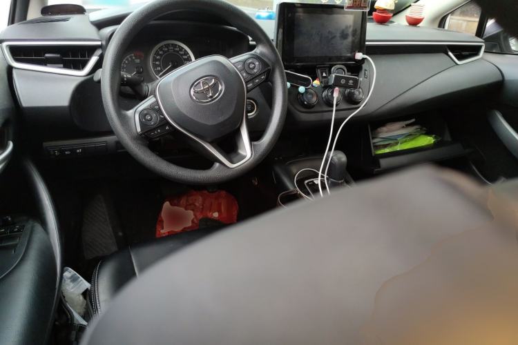 Used Toyota Corolla 2021 1.2T S-CVT Pioneer PLUS Edition Center Console