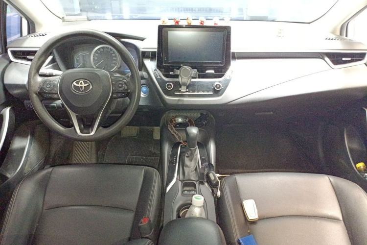 Used Toyota Corolla 2021 Dual-Motor 1.8L E-CVT Elite Edition Center Console