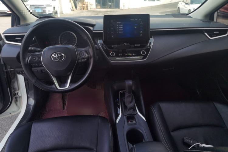 Used Toyota Corolla 2021 Dual-Motor 1.8L E-CVT Elite Edition Center Console