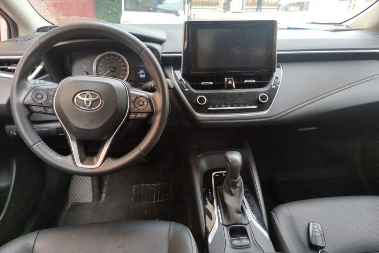 Used Toyota Corolla 2021 1.2T S-CVT Luxury Edition Center Console