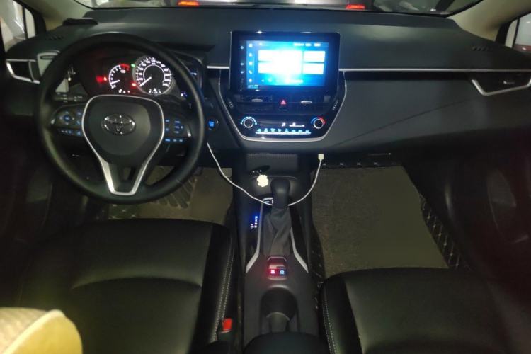 Used Toyota Corolla 2021 1.2T S-CVT Elite Edition Center Console
