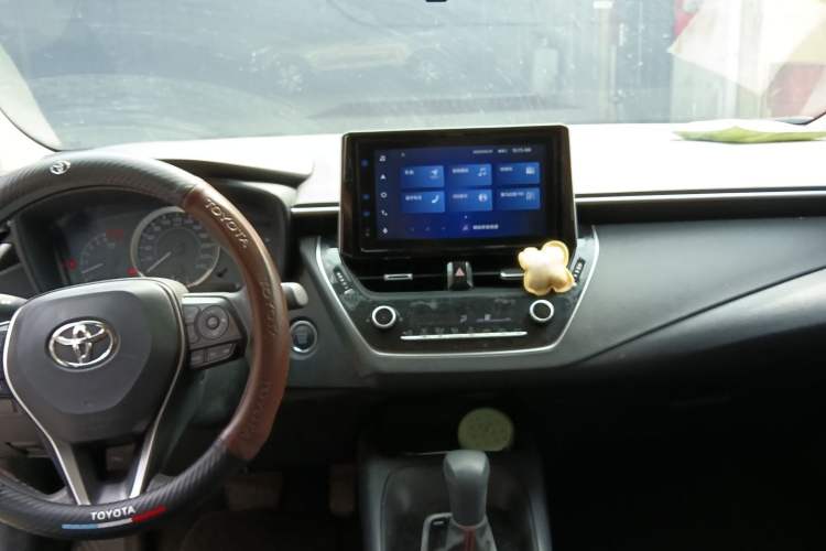 Used Toyota Corolla 2021 1.2T S-CVT Elite PLUS Edition Center Console