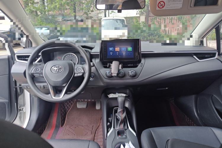 Used Toyota Corolla 2021 1.2T S-CVT Pioneer PLUS Edition Center Console