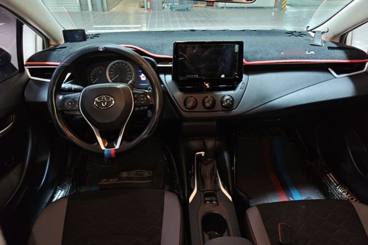 Used Toyota Corolla 2021 1.2T S-CVT Pioneer PLUS Edition Center Console