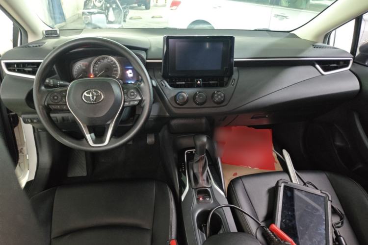 Used Toyota Corolla 2021 1.2T S-CVT Pioneer PLUS Edition Center Console