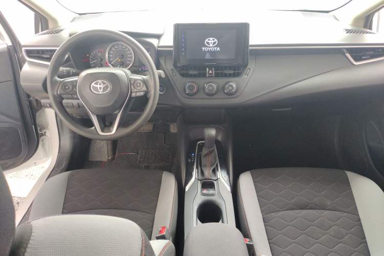 Used Toyota Corolla 2021 1.2T S-CVT Pioneer PLUS Edition Center Console