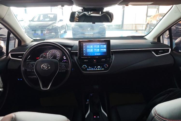 Used Toyota Corolla 2021 TNGA 1.5L CVT Elite Edition Center Console