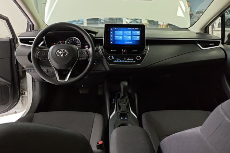 Used Toyota Corolla 2021 TNGA 1.5L CVT Elite Edition Center Console