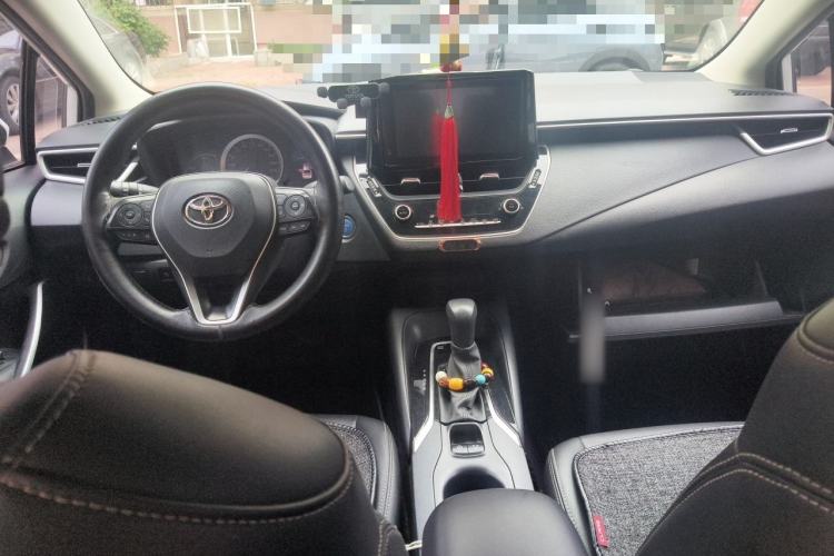 Used Toyota Corolla 2021 Dual-Motor 1.8L E-CVT Elite Edition Center Console