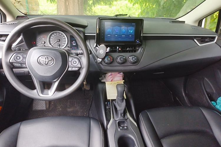 Used Toyota Corolla 2021 TNGA 1.5L CVT Pioneer Edition Center Console