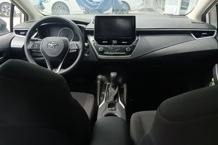Used Toyota Corolla 2021 TNGA 1.5L CVT Elite CARE Edition Center Console