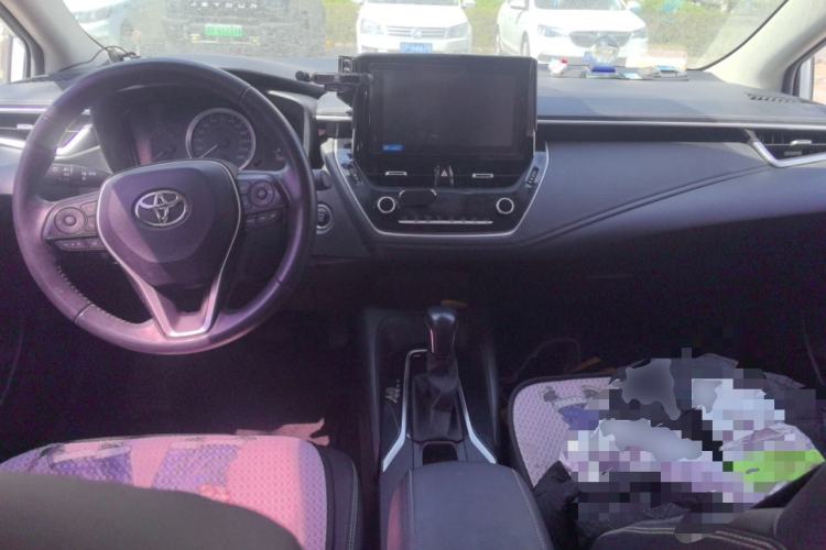 Used Toyota Corolla 2021 1.2T S-CVT Luxury Edition Center Console