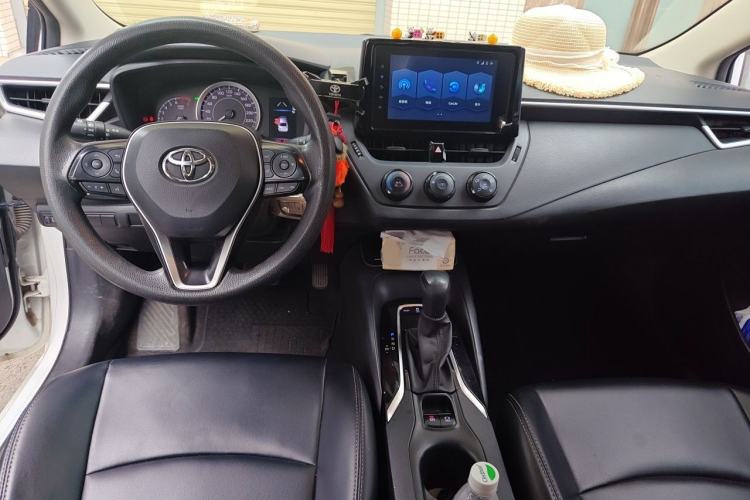 Used Toyota Corolla 2021 TNGA 1.5L CVT Pioneer Edition Center Console