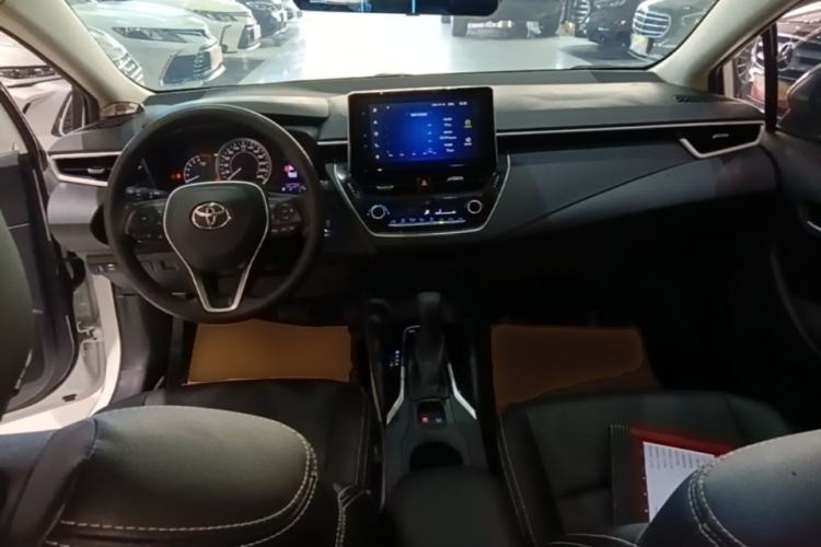 Used Toyota Corolla 2021 1.2T S-CVT Elite Edition Center Console