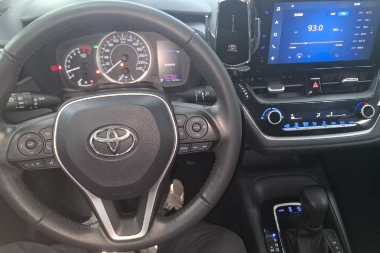 Used Toyota Corolla 2021 1.2T S-CVT Luxury Edition Center Console