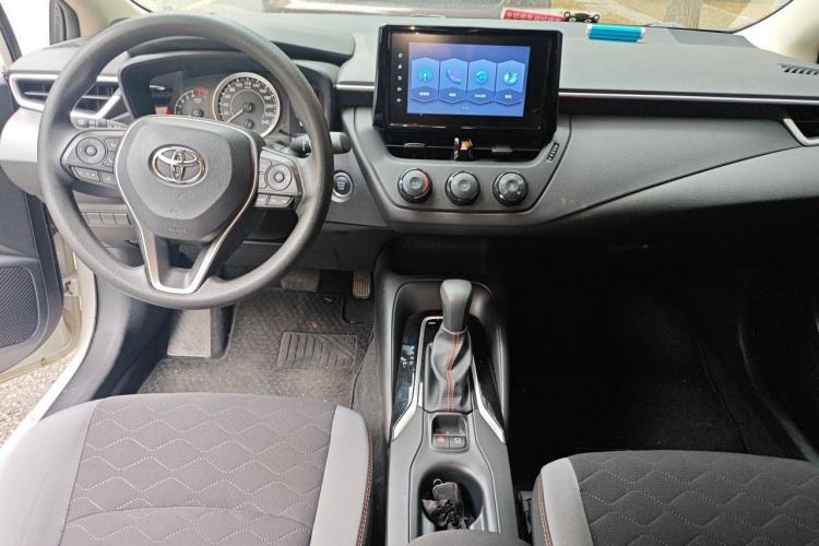 Used Toyota Corolla 2021 1.2T S-CVT Pioneer PLUS Edition Center Console