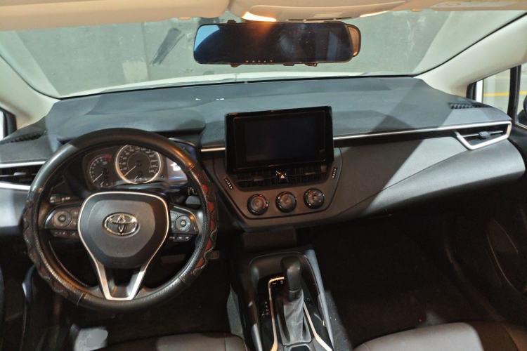 Used Toyota Corolla 2021 TNGA 1.5L CVT Pioneer Edition Center Console