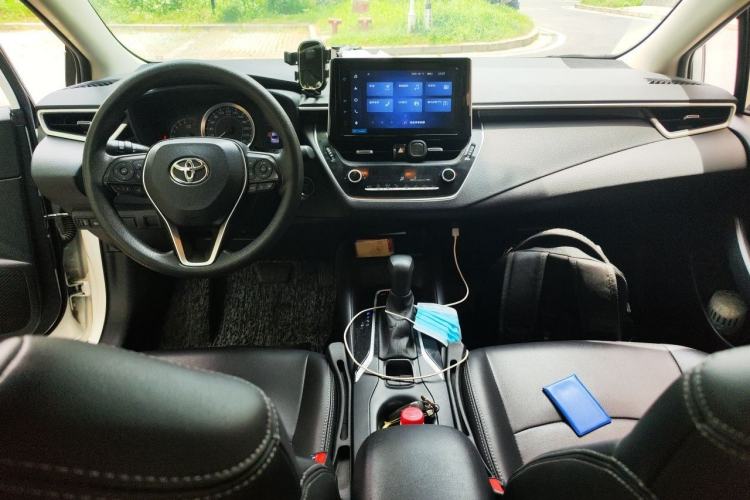 Used Toyota Corolla 2021 1.2T S-CVT Elite Edition Center Console