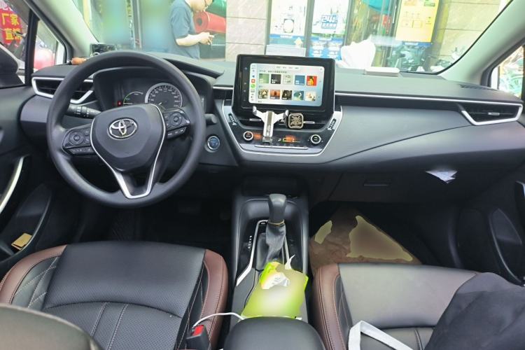 Used Toyota Corolla 2021 Dual-Engine 1.8L E-CVT Pioneer Edition Center Console
