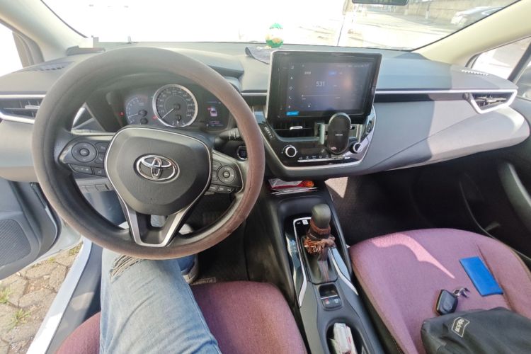 Used Toyota Corolla 2021 1.2T S-CVT Elite PLUS Edition Center Console