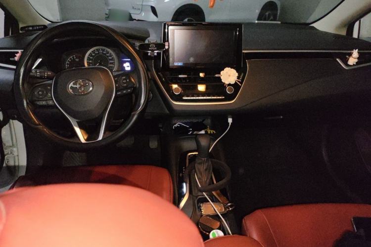 Used Toyota Corolla 2021 1.2T S-CVT Elite PLUS Edition Center Console