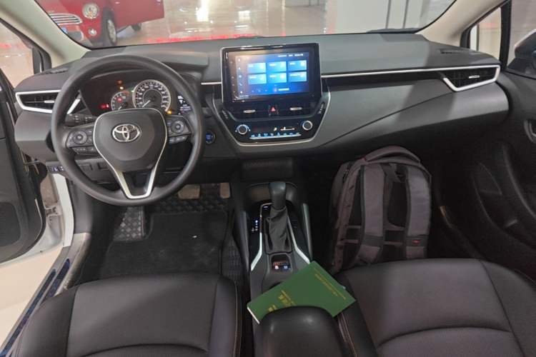Used Toyota Corolla 2021 TNGA 1.5L CVT Elite Edition Center Console