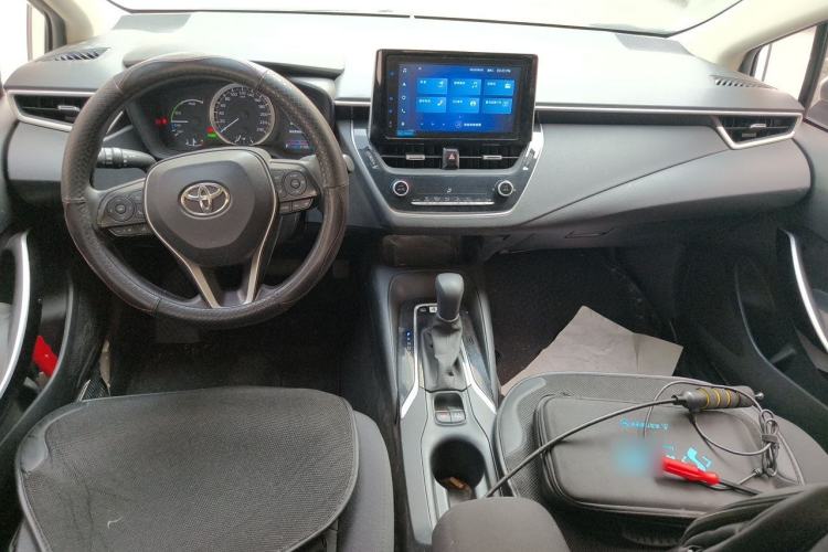 Used Toyota Corolla 2021 Dual-Motor 1.8L E-CVT Elite Edition Center Console