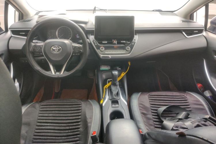Used Toyota Corolla 2021 Dual-Motor 1.8L E-CVT Elite Edition Center Console