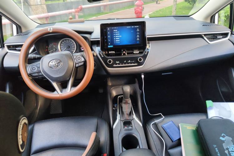 Used Toyota Corolla 2021 1.2T S-CVT Elite PLUS Edition Center Console