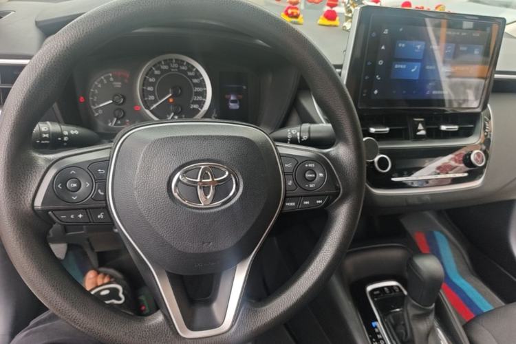 Used Toyota Corolla 2021 1.2T S-CVT Elite Edition Center Console