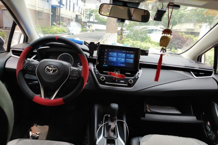 Used Toyota Corolla 2021 1.2T S-CVT Elite PLUS Edition Center Console