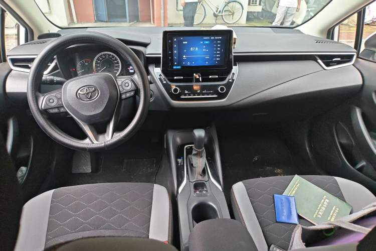 Used Toyota Corolla 2021 1.2T S-CVT Elite PLUS Edition Center Console