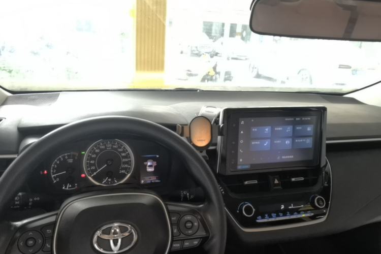 Used Toyota Corolla 2021 TNGA 1.5L CVT Elite Edition Center Console