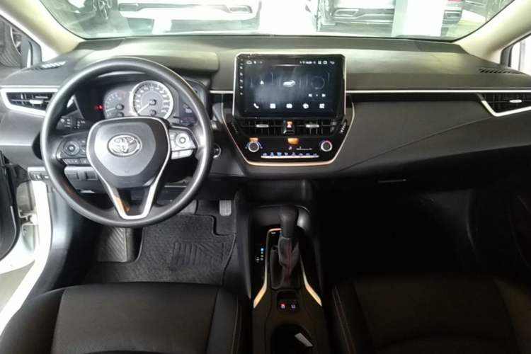 Used Toyota Corolla 2021 1.2T S-CVT Elite PLUS Edition Center Console