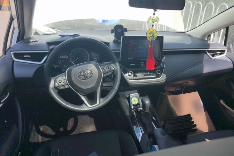 Used Toyota Corolla 2021 1.2T S-CVT Luxury Edition Center Console
