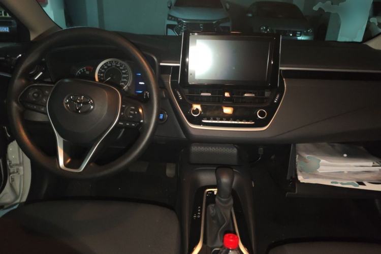 Used Toyota Corolla 2021 1.2T S-CVT Elite Edition Center Console