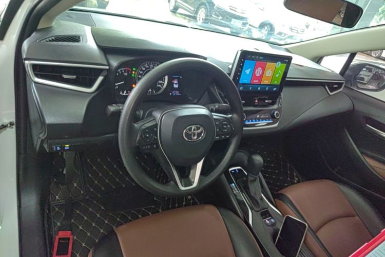 Used Toyota Corolla 2021 TNGA 1.5L CVT Elite Edition Center Console