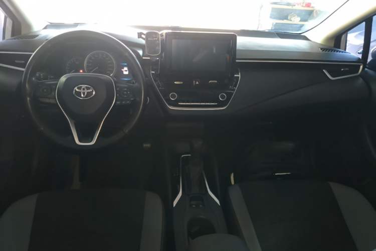 Used Toyota Corolla 2021 1.2T S-CVT Elite PLUS Edition Center Console