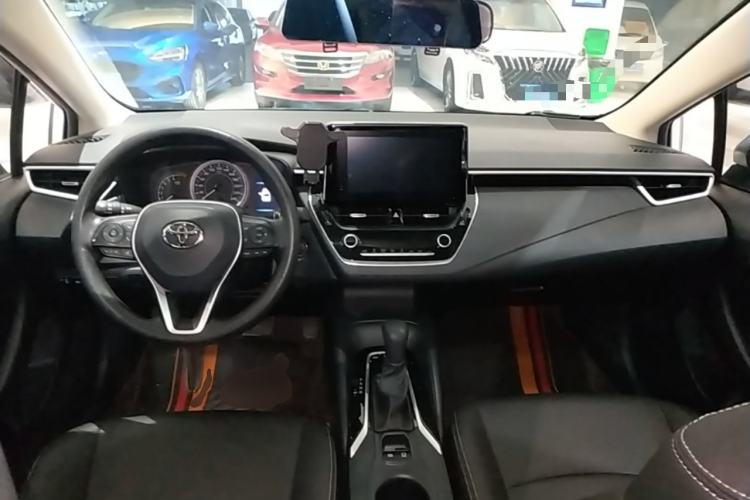 Used Toyota Corolla 2021 TNGA 1.5L CVT Elite Edition Center Console
