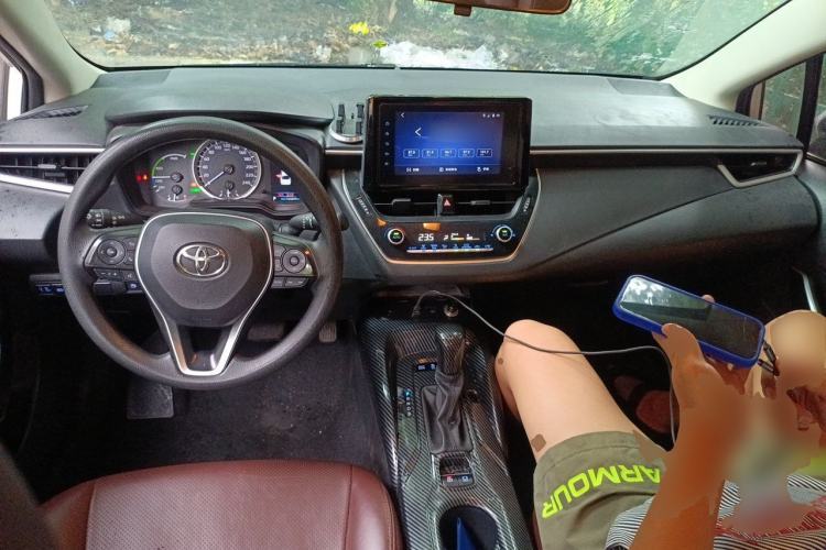 Used Toyota Corolla 2021 Dual-Engine 1.8L E-CVT Pioneer Edition Center Console